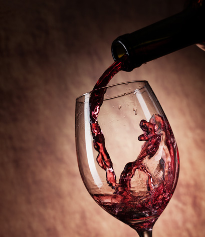 POGGIOMAIOLO-DEGUSTAZIONE-VINO